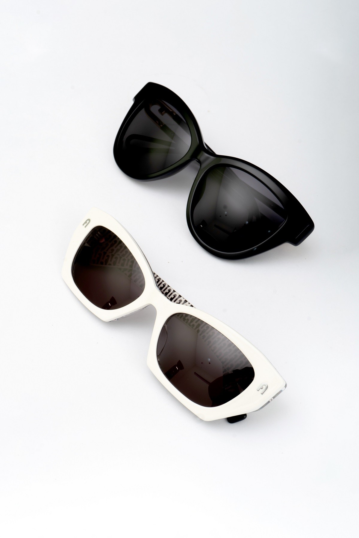 Furla Nữ - Gọng kính Nhựa Acetate - Chống tia UV - Mã SFU334W_0707 (5) DSC03189