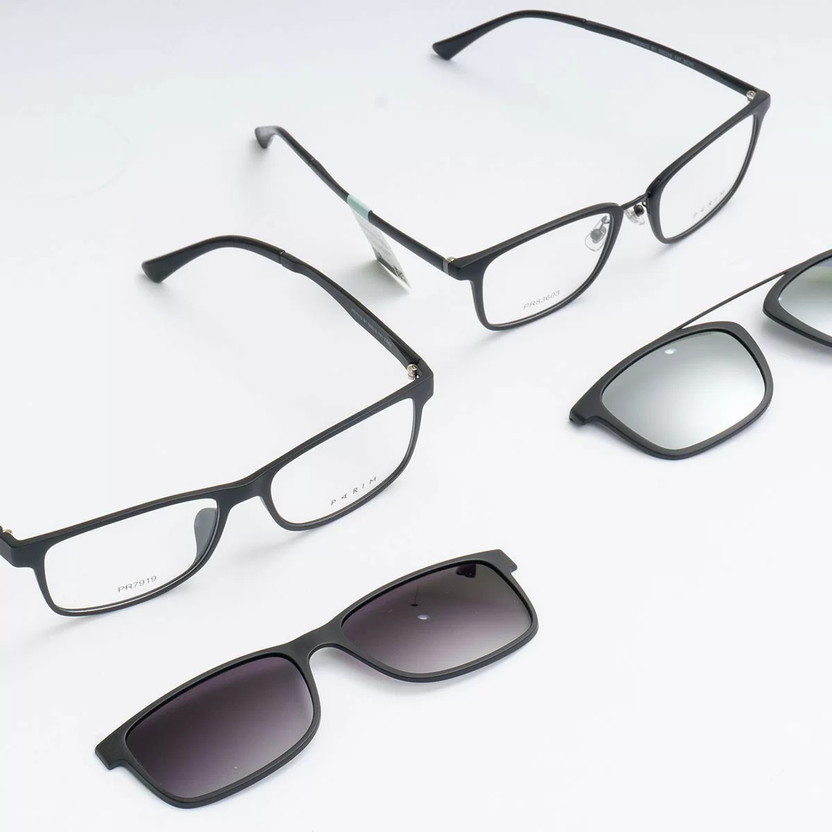 Parim Unisex - Gọng kính Nhựa - Tròng tráng gương - Lọc tia UV - Clip-on - Mã PR83603_B1 (9) PaRim PR83604 B1 PR83605 B1 PR7919 B1 Parim PR83603 B1 15