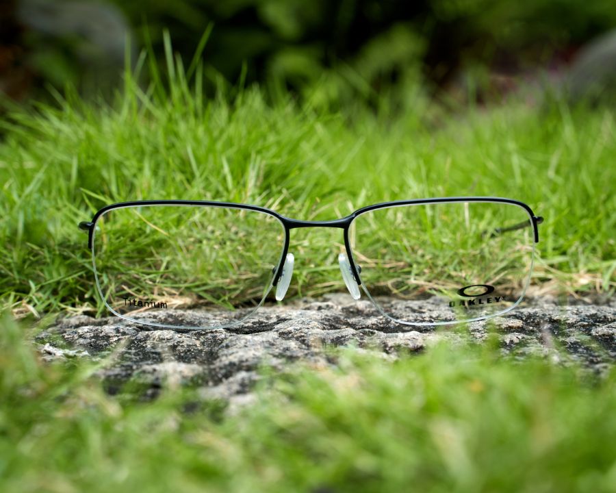 Thiết kế Three-Point Fit của Oakley 00X5148_514801_56