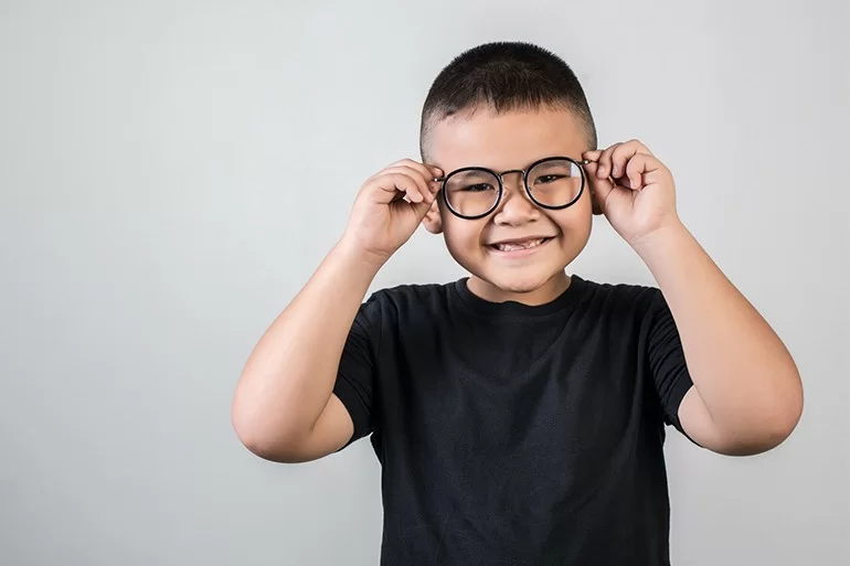 Bị loạn thị có chữa được không? 5 bước chữa trị tại nhà (4) Bị loạn thị có chữa được không? 5 bước chữa trị tại nhà - Ảnh 4