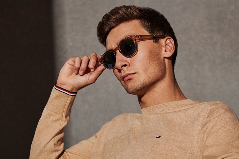 Nam, nữ mặt to nên đeo kính gì là đẹp, hãng nào, mua ở đâu - Ảnh 19