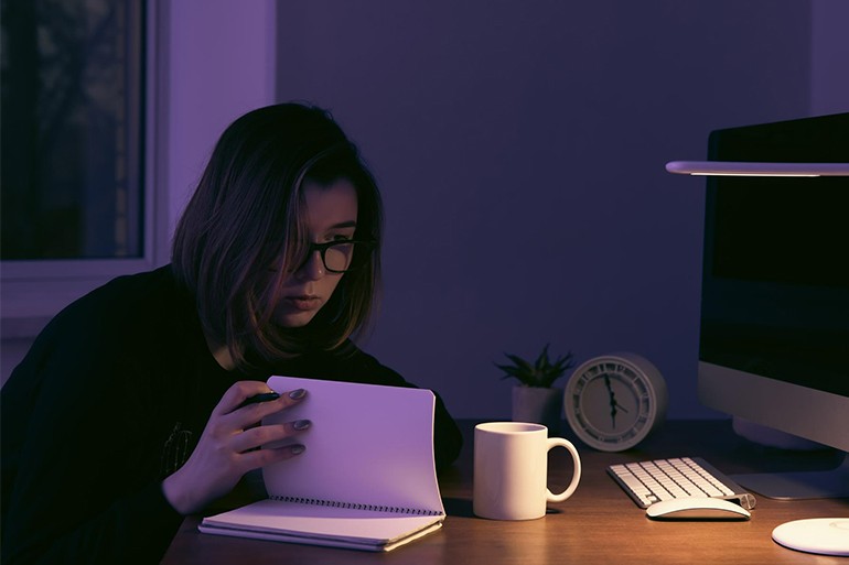 Loạn thị có đi nghĩa vụ không? 10 thói quen tăng độ loạn (21) Loạn thị có đi nghĩa vụ không? 10 thói quen tăng độ loạn - Ảnh 5