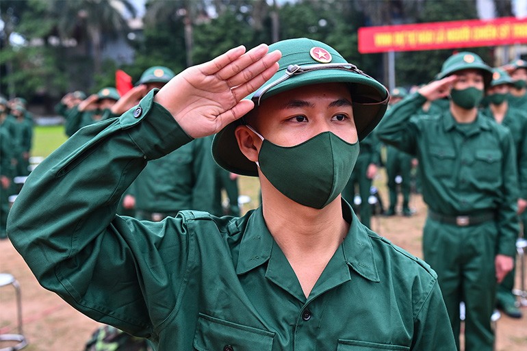 Loạn thị có đi nghĩa vụ không? 10 thói quen tăng độ loạn (1) loan thi co di nghia vu khong 10 thoi quen tang do loan