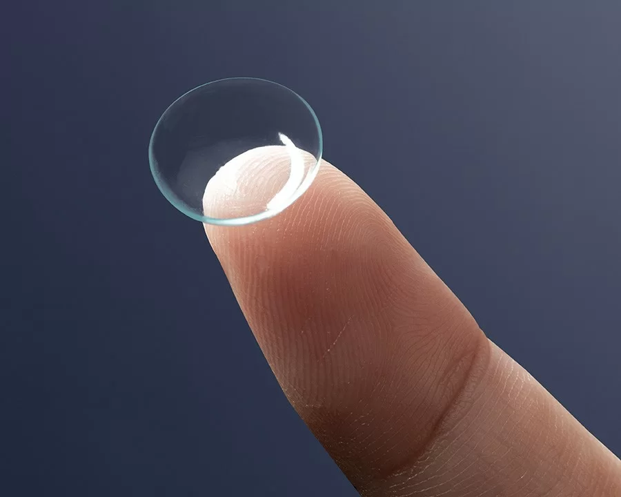 Cách sử dụng lens (kính áp tròng) cho người mới, không bị cộm (3) Cách sử dụng lens (kính áp tròng) cho người mới, không bị cộm - Ảnh 2