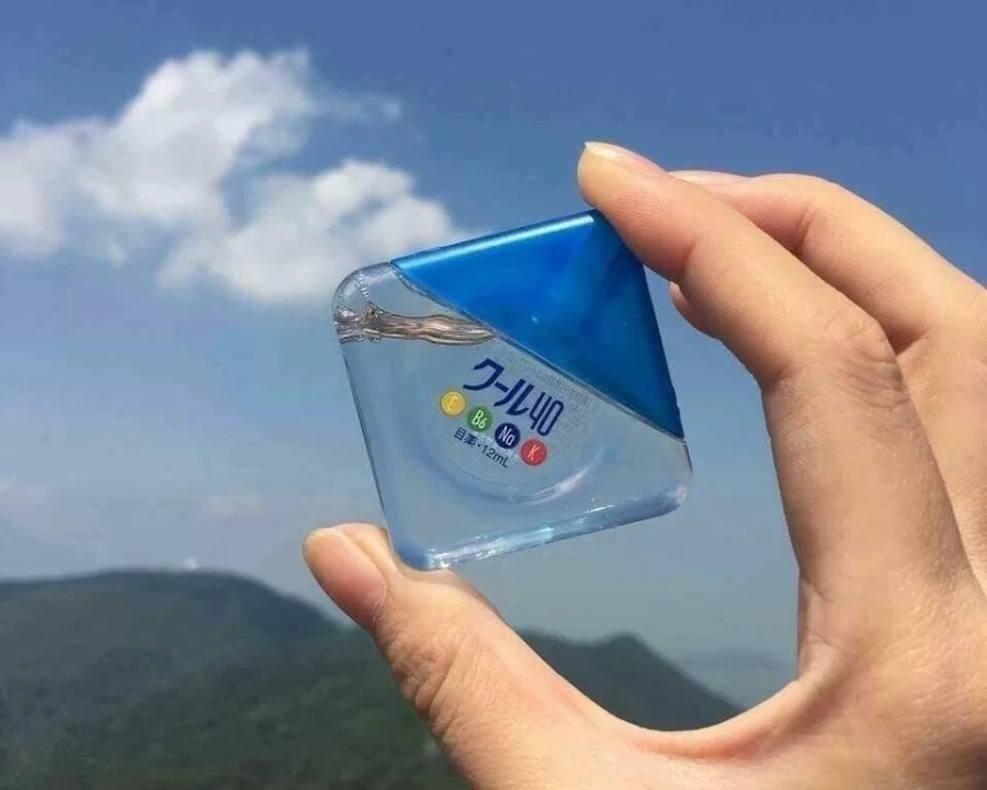 Rohto Vita 40 – thuốc nhỏ mắt chống mỏi mắt nhờ bổ sung vitamin, nuôi dưỡng mắt sáng khỏe.