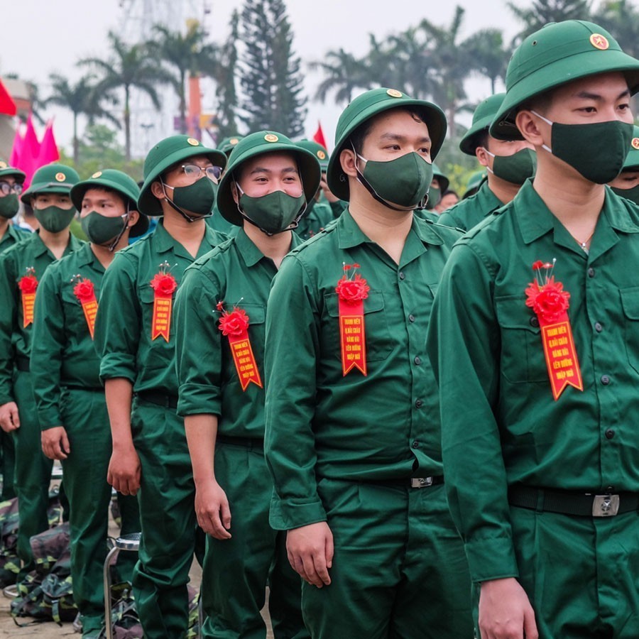 Cận 5 độ nhìn được bao xa, nặng hay nhẹ, mổ mắt được không? (5) Cận 5 độ nhìn được bao xa, nặng hay nhẹ, mổ mắt được không? - Ảnh 4