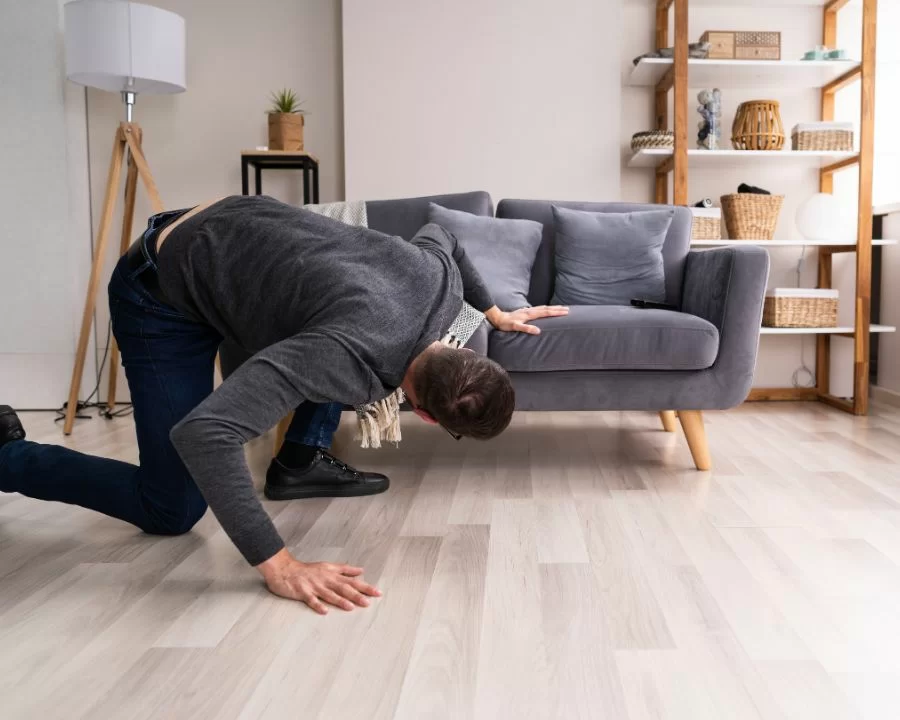 Hình ảnh người cận thị nhìn thấy thế nào? Giải pháp nhìn rõ (6) Người bị cận thị phải đối đầu với cuộc chiến mỗi sáng “Kính của tôi đâu”