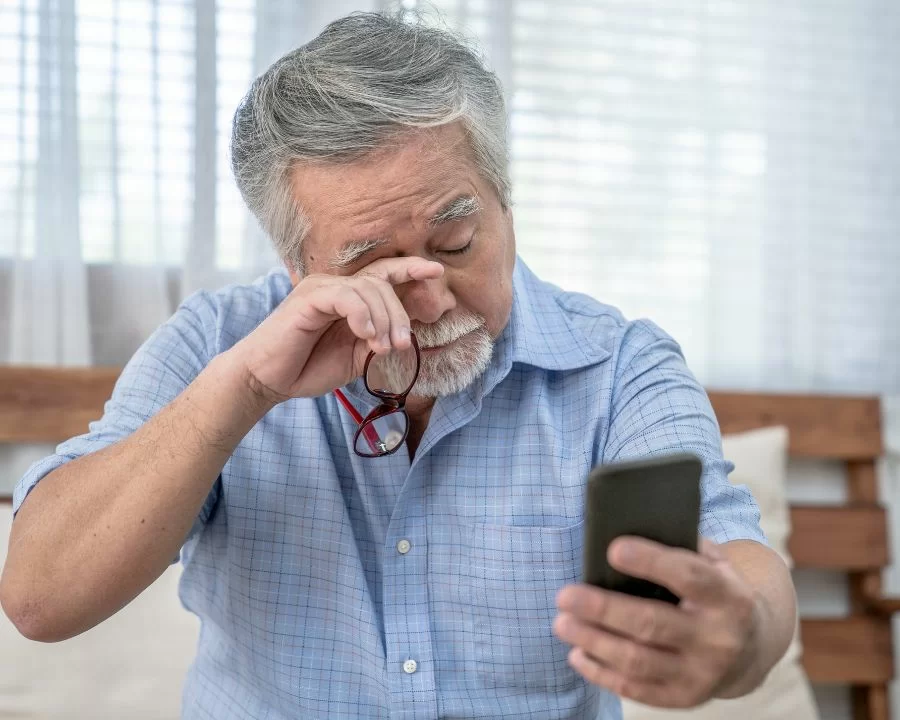 Hình ảnh người cận thị nhìn thấy thế nào? Giải pháp nhìn rõ (33) Hình ảnh người cận thị nhìn thấy thế nào? Giải pháp nhìn rõ