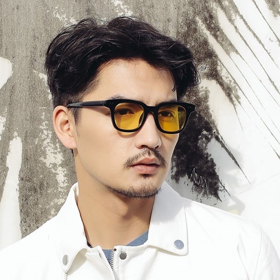 Mẹo chọn kính mát đi biển hợp gương mặt, tone da, 10 hãng tốt (79) Mẹo chọn kính mát đi biển hợp gương mặt, tone da, 10 hãng tốt - Ảnh 19