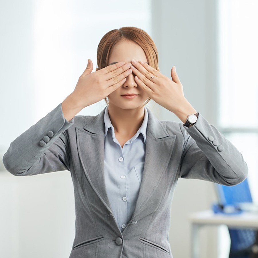 Kiểm tra loạn thị là gì, cách đo tại nhà và quy trình test chuẩn (8) Kiểm tra loạn thị là gì, cách đo tại nhà và quy trình test chuẩn - Ảnh 3