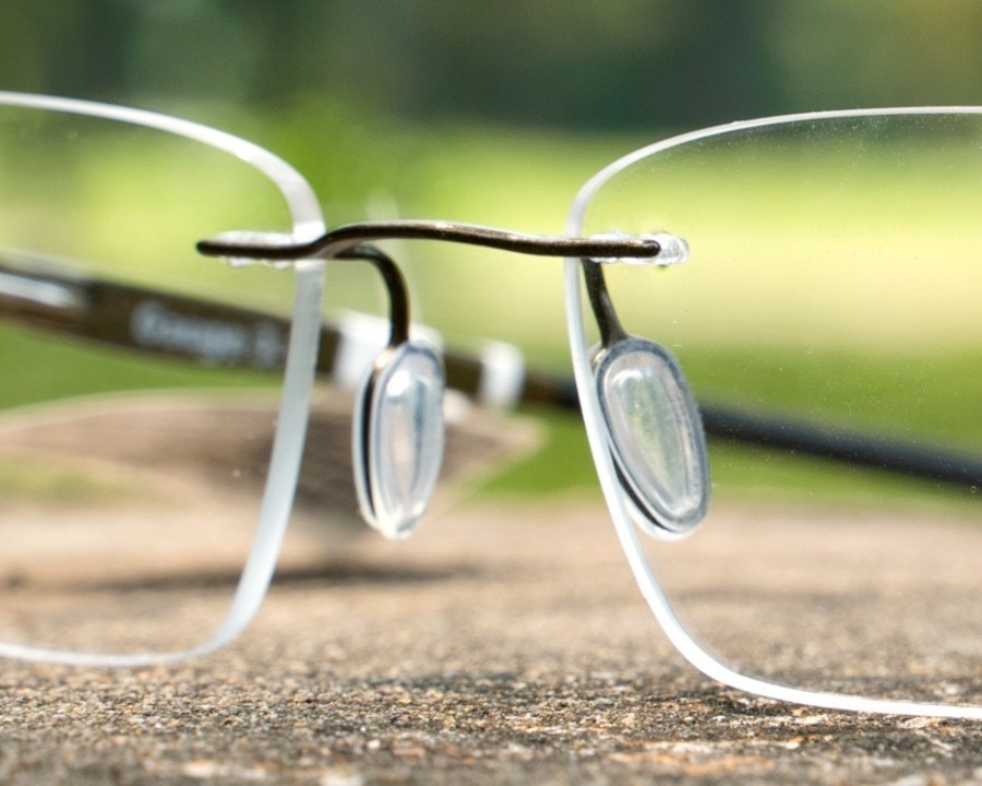 Oakley Gauge 3.1 Unisex - Gọng kính Titanium - Mã 0OX5126_512602_54 (8) Đệm mũi chứa khí, tăng độ ma sát cho sản phẩm