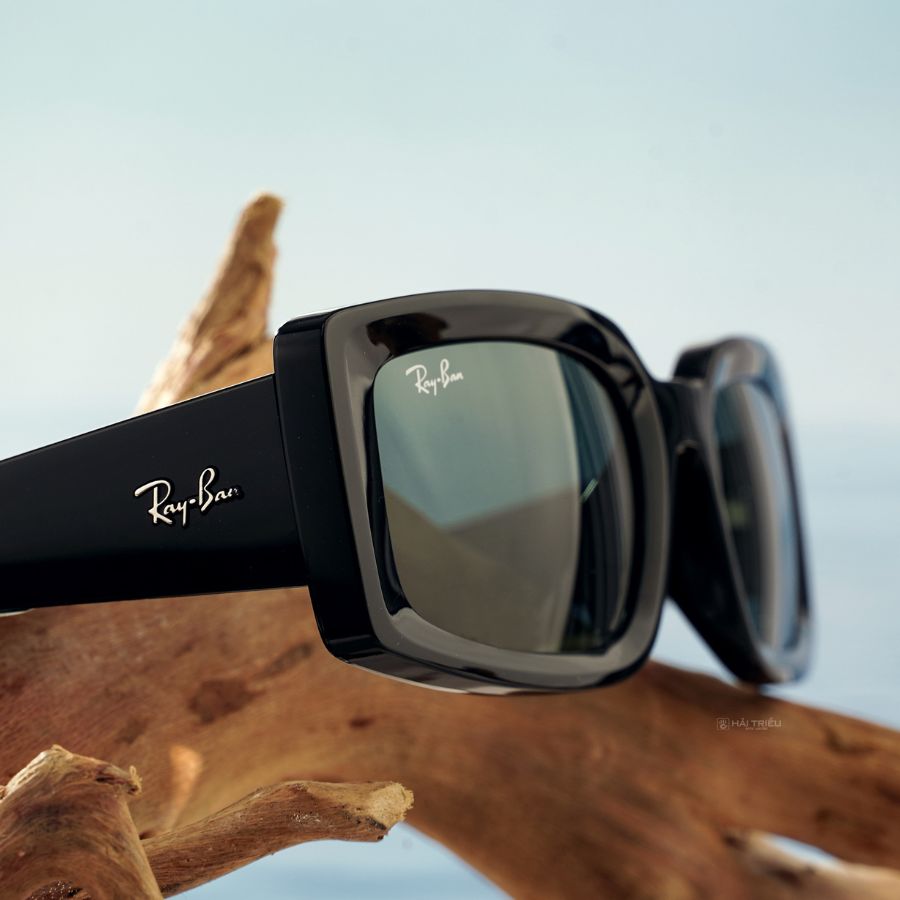 Bảo vệ mắt toàn diện với khả năng chống tia UV hiệu quả