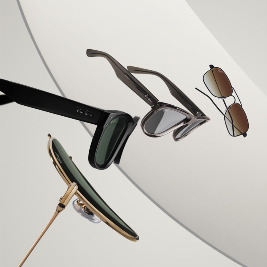 Nhiều bộ sưu tập với nhiều kiểu dáng khác nhau xuất hiện