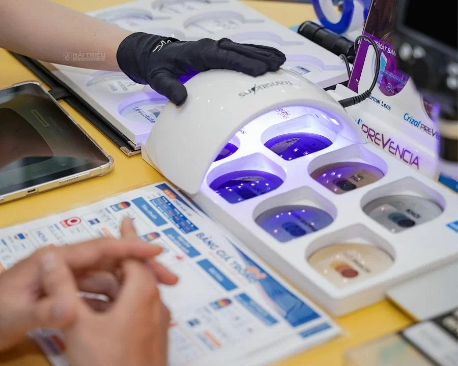 trong kinh blue control va blue cut la gi loai nao tot hon