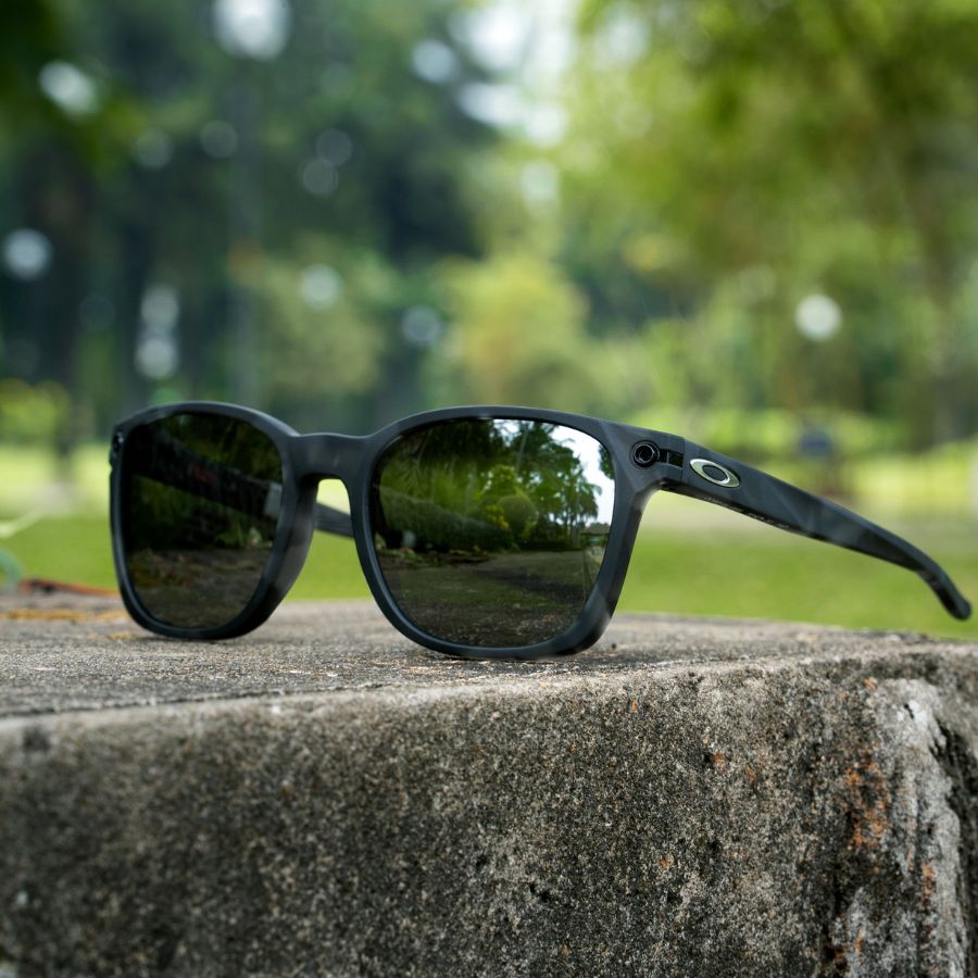 gọng kính Oakley 0009018_901815_55 tích hợp ba điểm chạm