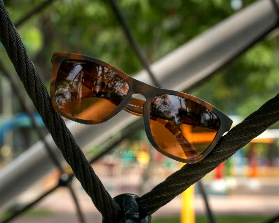 Oakley Frogskins Unisex - Gọng kính Nhựa - Lọc tia UV, Phân cực - Mã 0OO9245_9245D1_54 (4) Mẫu mắt kính Frogskins Oakley OO9245_9245D1_54