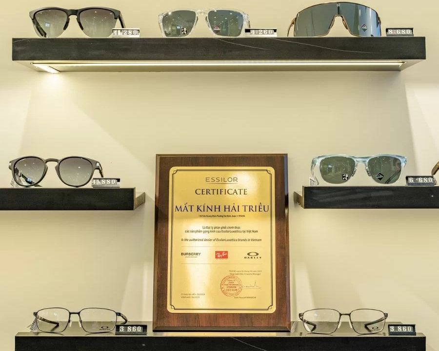 Chứng nhận đại lý ủy quyền của Kính Hải Triều