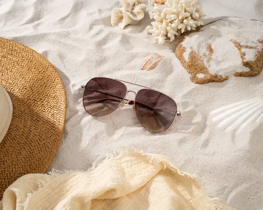 Furla Nữ - Gọng kính Titanium- Chống tia UV, chống va đập - Mã SFU428J_0SBN (5) Mắt kính Furla SFU428J_0SBN biểu tượng thời trang bất hủ