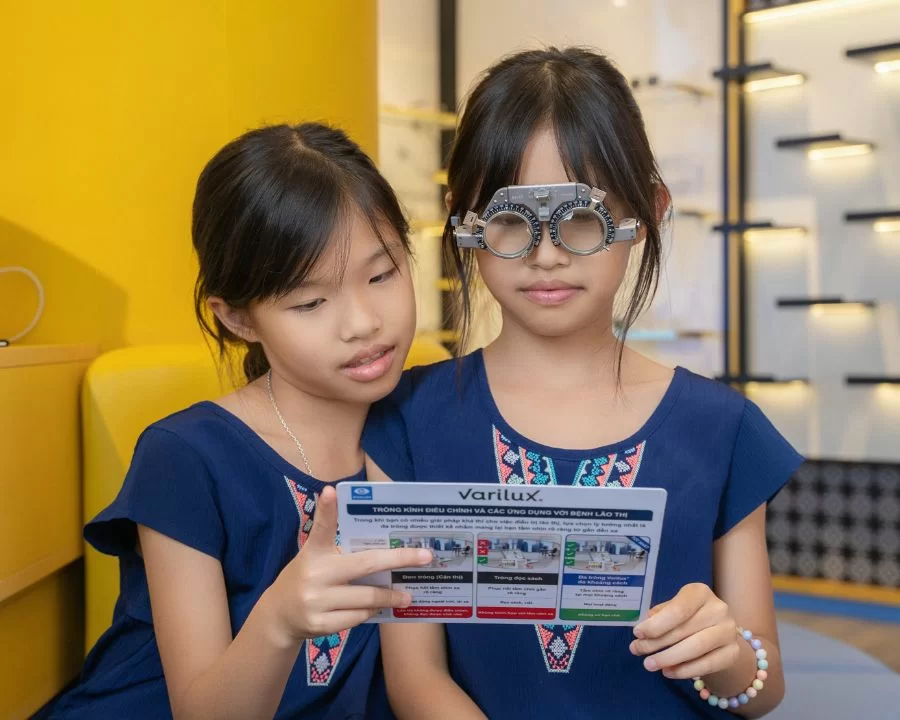 Cận 0.25 độ là bao nhiêu, có nên đeo kính không? Cách chữa