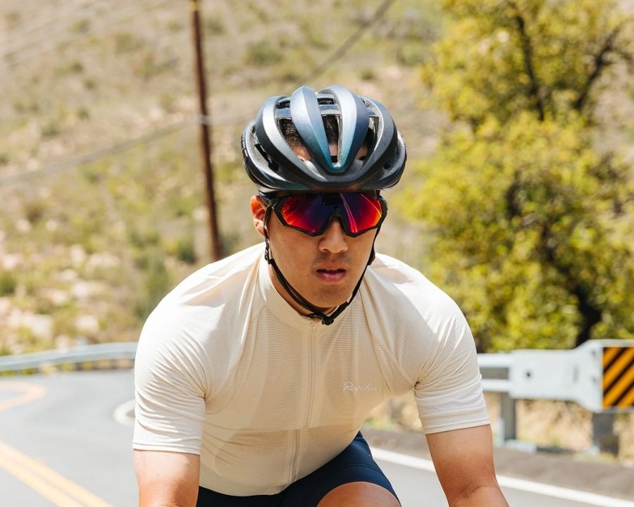 Mắt kính phong cách Gorpcore: Đi cùng những chuyến phiêu lưu (7) Mắt kính phong cách Gorpcore: Đi cùng những chuyến phiêu lưu