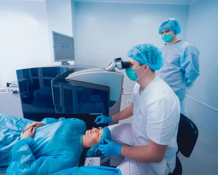 So sánh các loại mổ mắt cận hiện nay: Loại nào tốt nhất? (6) So sánh các loại mổ mắt cận hiện nay: Loại nào tốt nhất?