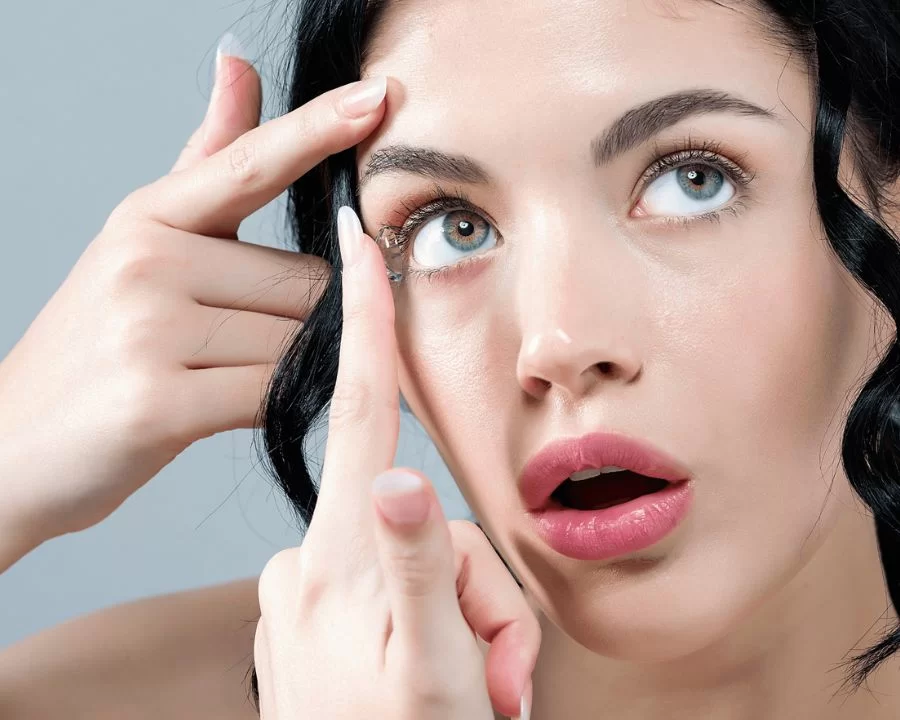 Đeo kính áp tròng Ortho K có hết cận không? Cách dùng đúng (1) Đeo kính áp tròng Ortho K có hết cận không? Cách dùng đúng