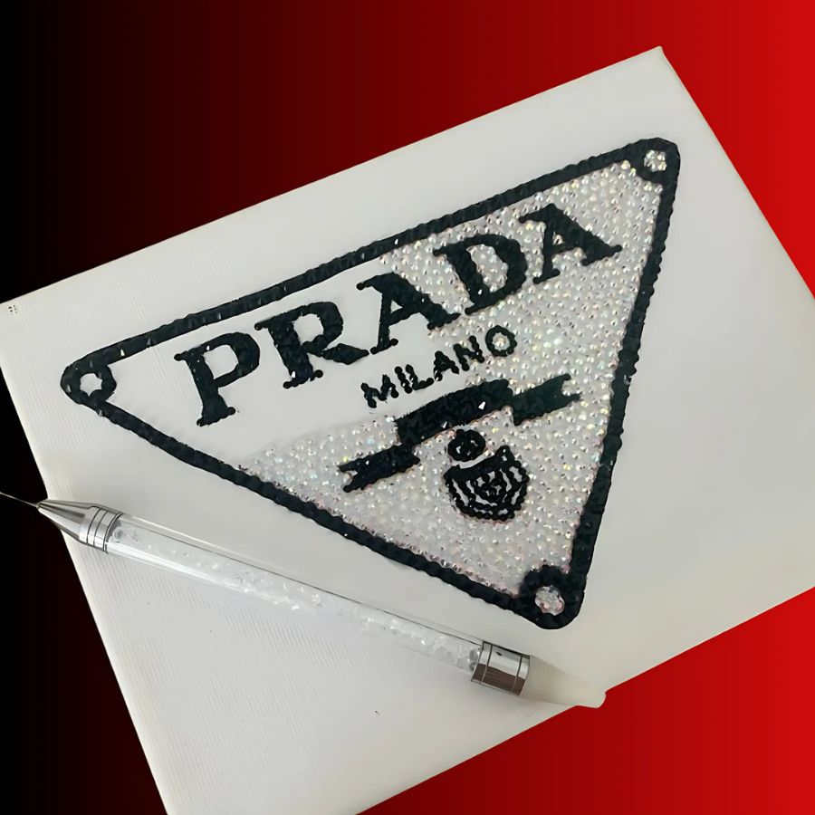 Cận cảnh logo kính Prada 0PR21ZVF_16K1O1_55 