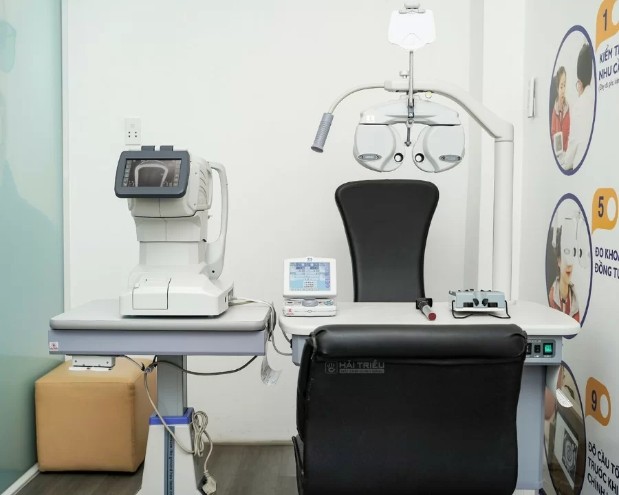 Máy đo khúc xạ mắt có chính xác không? Ưu và nhược điểm (1) do can thi bang may co chinh xac khong uu va nhuoc diem anh bia
