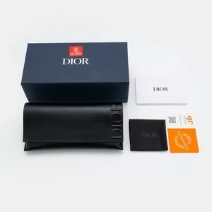 Hộp kính mát Dior