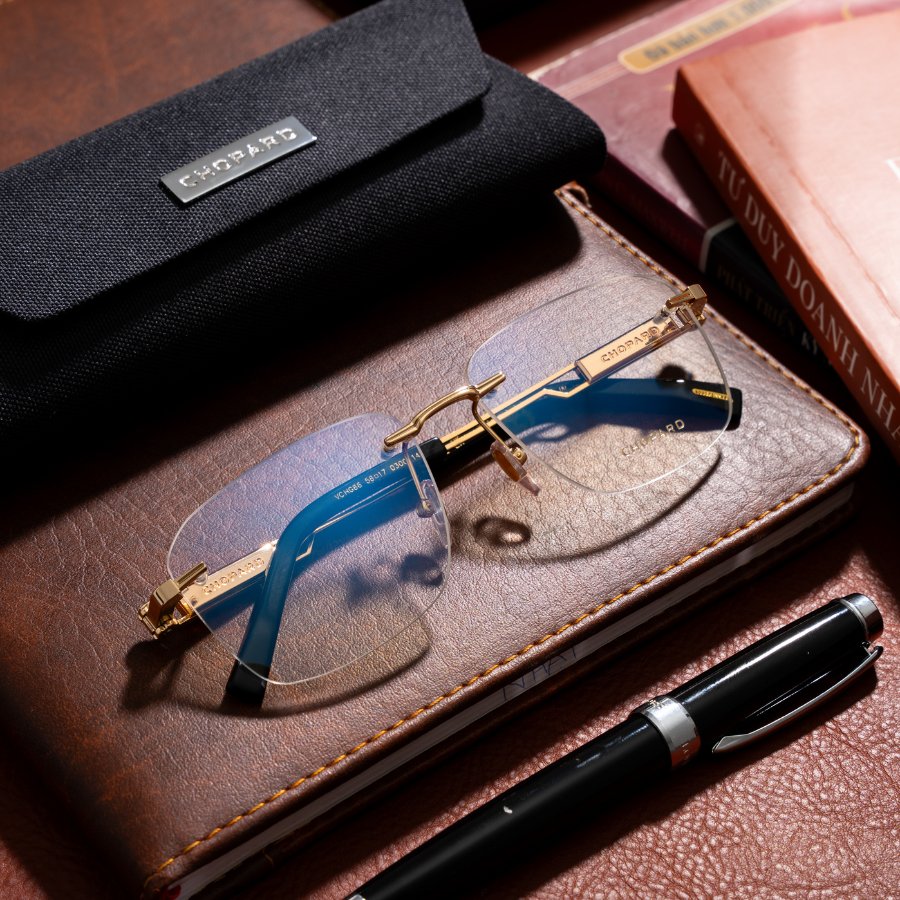 Kính mắt Chopard VCHG86_0300 phù hợp với quý ông lịch lãm