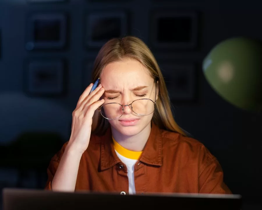 Hội chứng thị giác màn hình là gì? Nguyên nhân và cách chữa