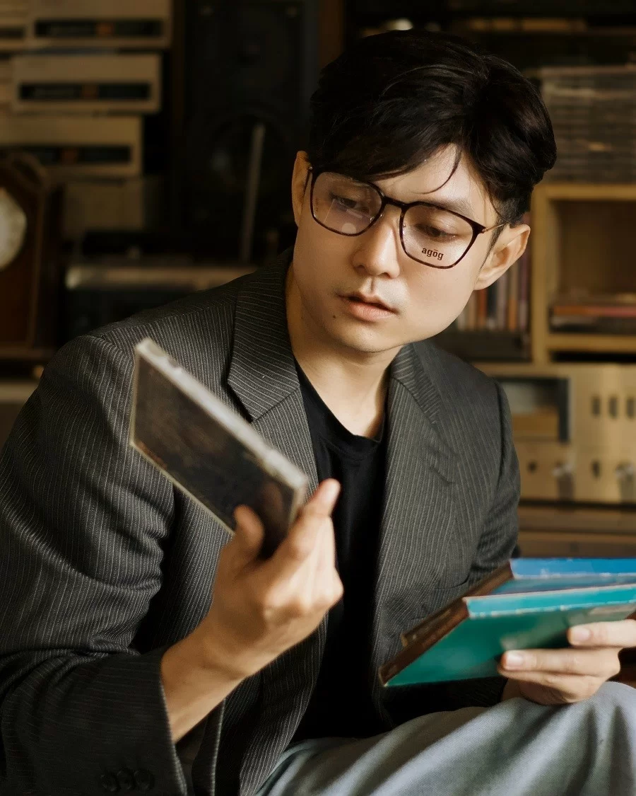 Tông màu Havana của Agog 1015-C2 phù hợp cho phong cách thời trang của cả nam lẫn nữ - ảnh 2