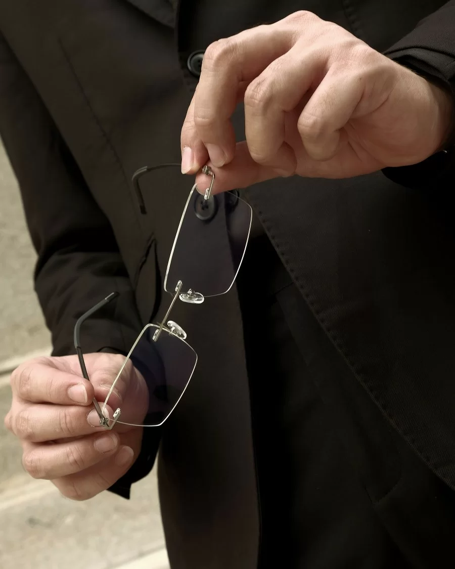 Thiết kế tối giản nhưng không tầm thường của Agog 2776M-C04