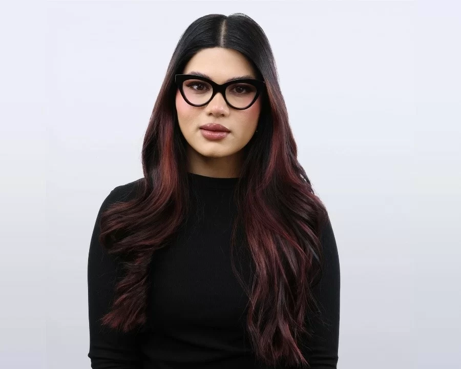 Mặt tròn đeo kính mắt mèo có hợp không? Tư vấn về chọn kính (13) Mặt tròn đeo kính mắt mèo có hợp không? Tư vấn về chọn kính