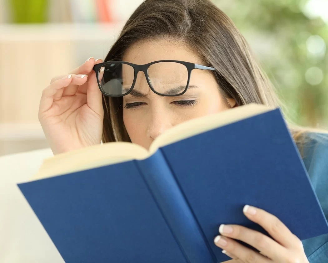 Lão thị là "kẻ thù âm thầm" của độ tuổi trung niên