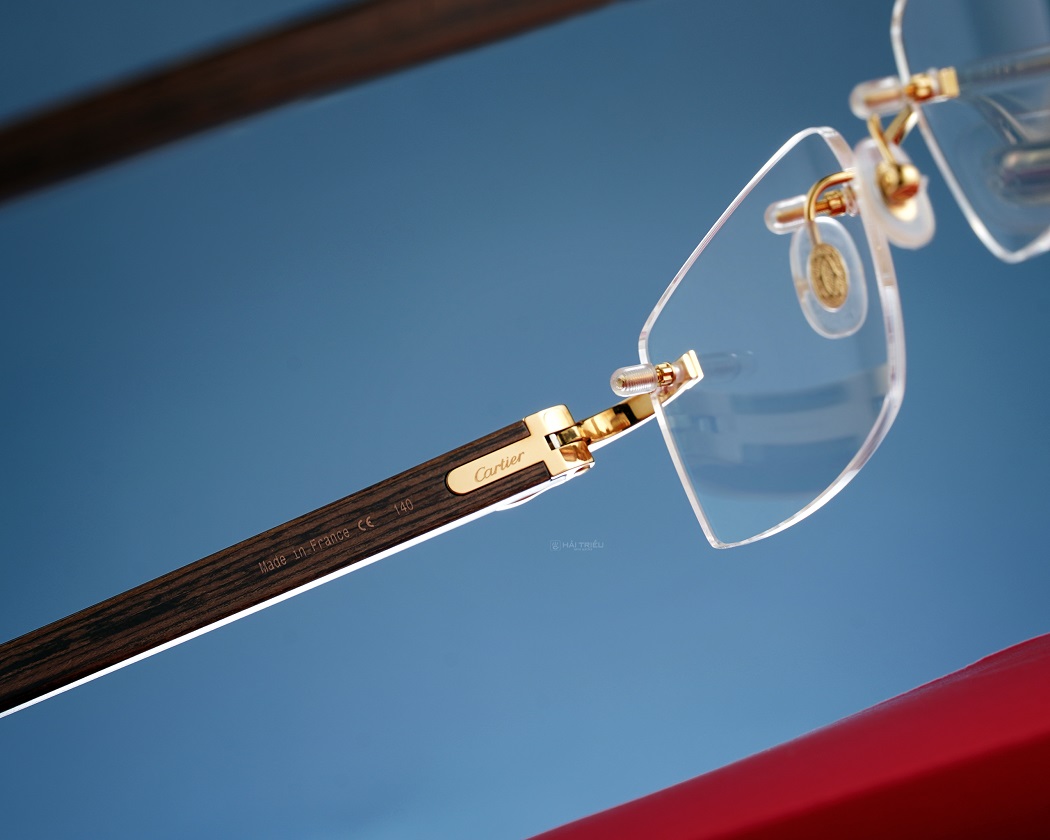 Gọng kính cận gỗ Cartier