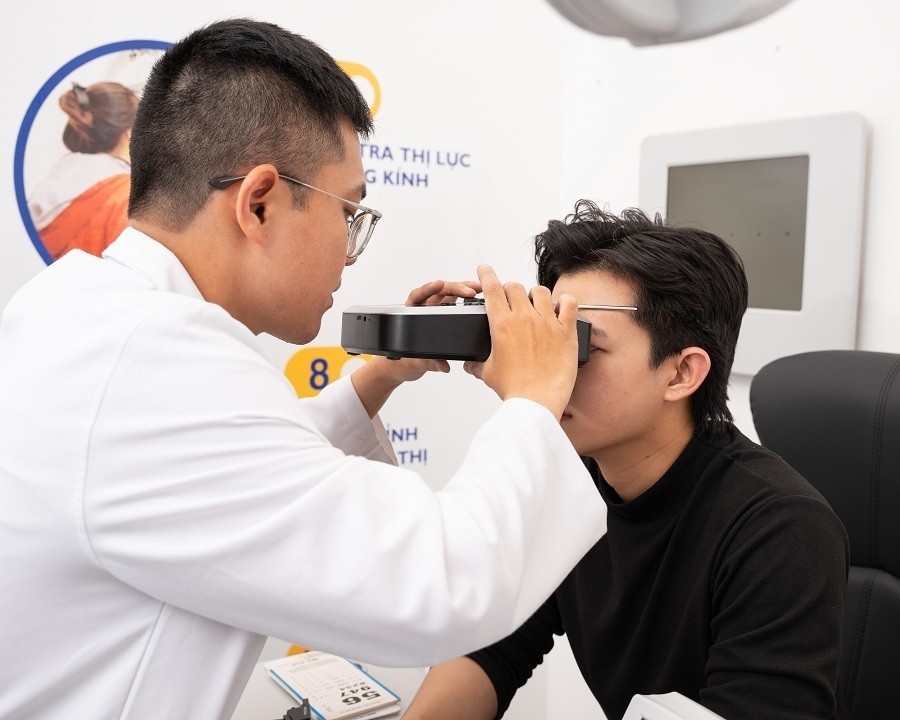 8+ máy đo mắt hiện đại 2025: Công nghệ đột phá & bảng giá (9) Thiết bị xác định khoảng cách giữa 2 đồng tử (PD)