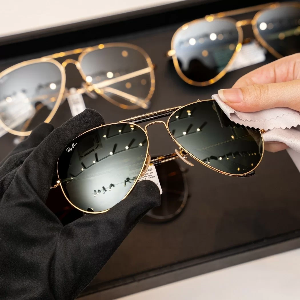 Bộ sưu tập kính RayBan Chromance nổi bật với 6 lớp phủ chống phản chiếu