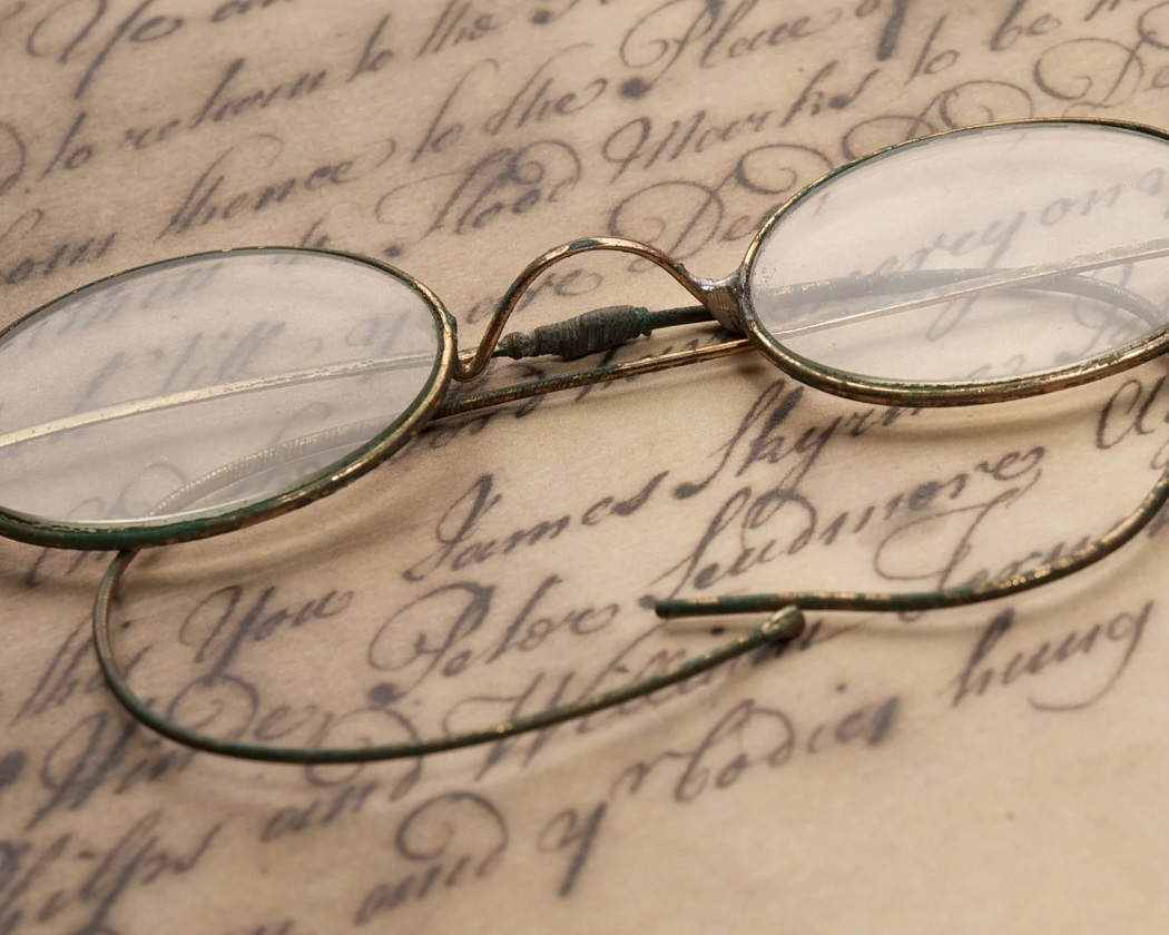 Lịch sử hình thành của gọng kính