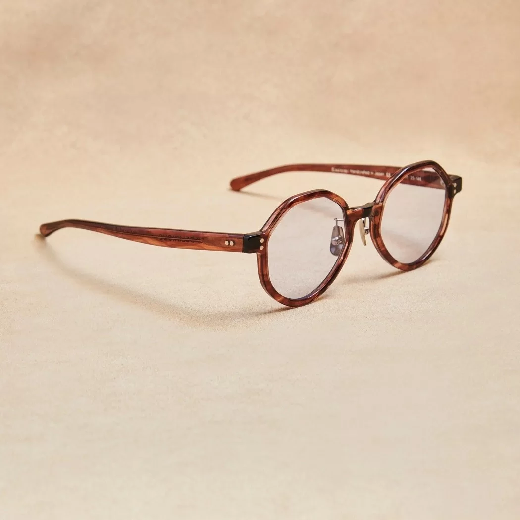 Acetate chế tác tại Nhật Bản lại ưu tiên độ bền