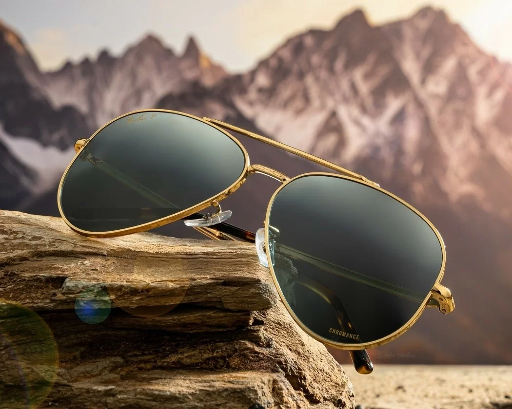 Aviator gợi nhớ đến biểu tượng anh hùng của thập niên 1930