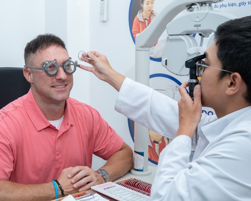 Quy trình đo mắt chuẩn quốc tế - cá nhân hoá 12 bước