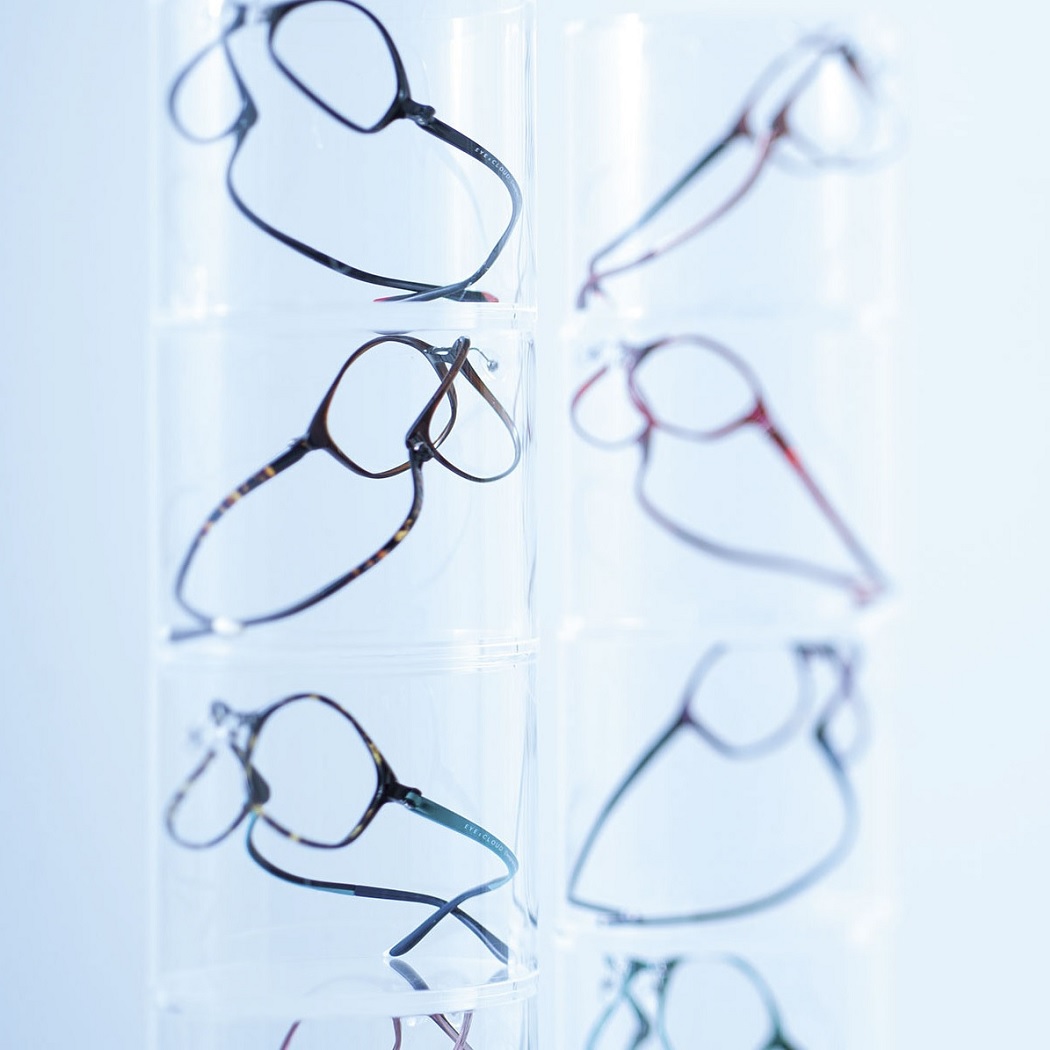 Khả năng nhớ hình là điểm độc đáo của gọng Ultem