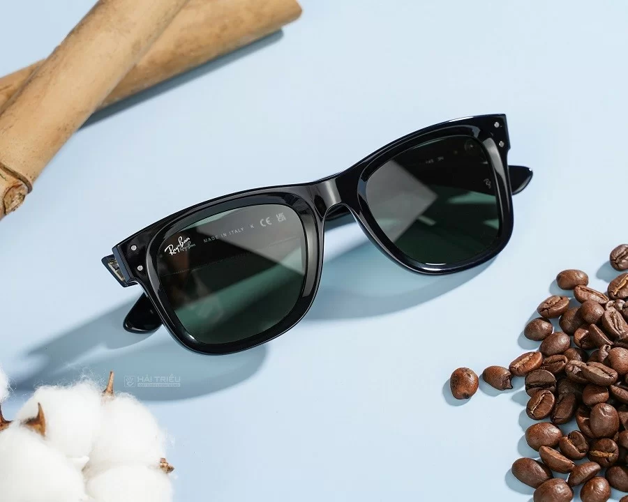 Kính Reverse ra đời từ kết quả nghiên cứu và phát triển từ Big Data của RayBan