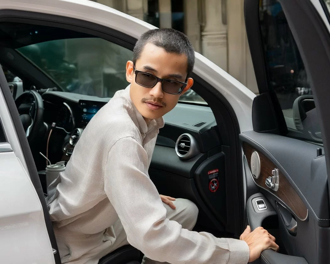 XTRActive có khả năng đổi màu trong xe hơi