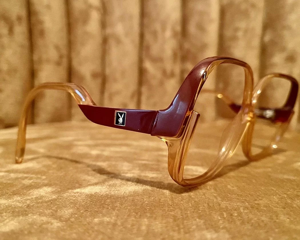 Optyl bản chất là loại nhựa nhiệt rắn, vì vậy khó để điều chỉnh hình dạng