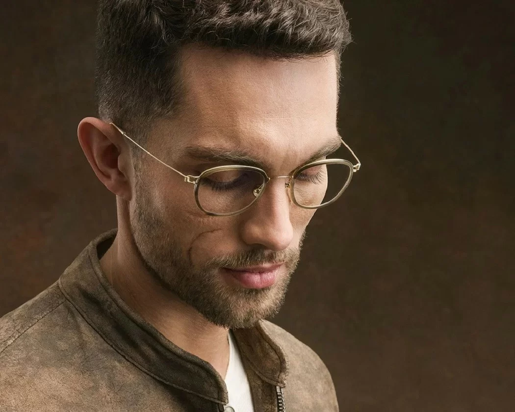 Lindberg nổi tiếng với việc sử dụng các chất liệu chế tác cao cấp: Vàng 18k, sừng trâu