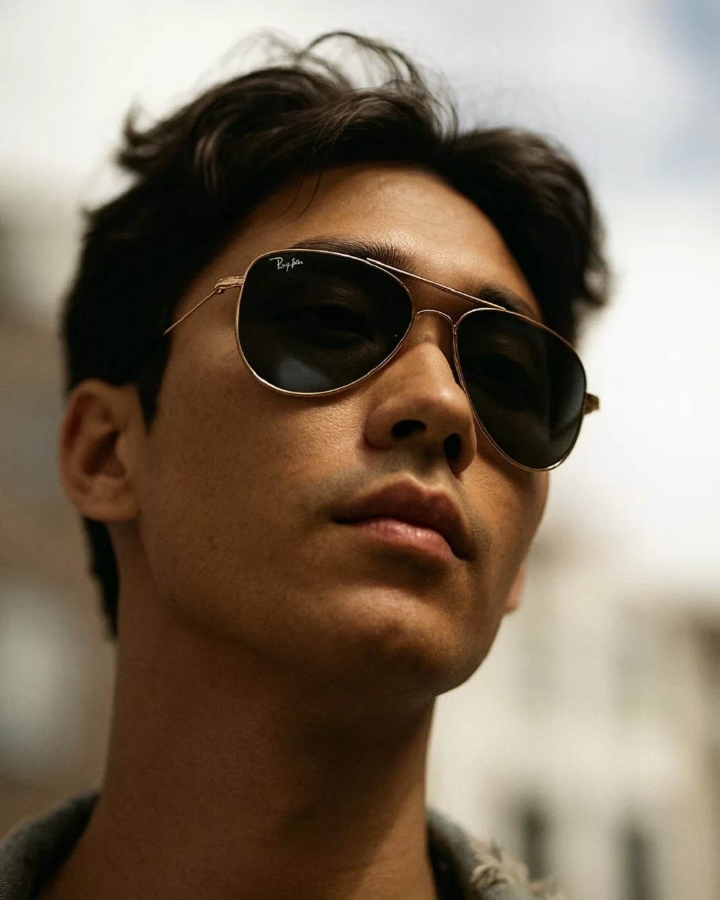 Aviator là dòng kính mát nổi tiếng nhất của RayBan