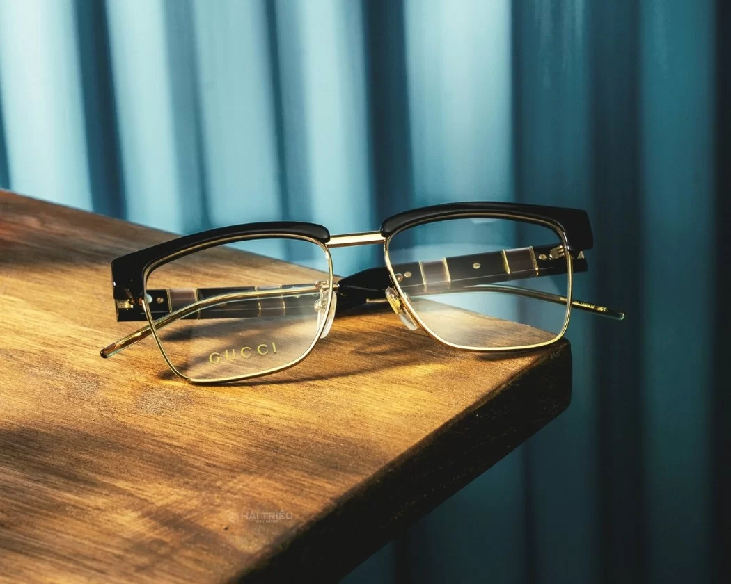 Tại thị trường Việt Nam, Titanium đang được xem là "Vua" của các loại vật liệu