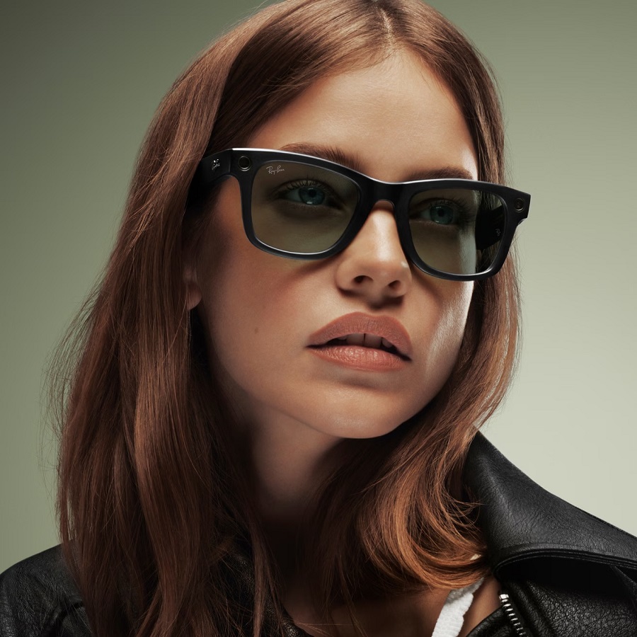 Kể từ khi ra mắt, kính RayBan Camera đã trải qua nhiều lần cải tiến